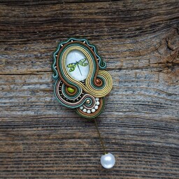 Pakamera Broszka sutasz z ważką