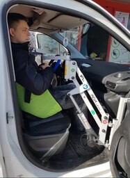 Podnośnik samochodowy dla niepełnosprawnych MEVA LIFTER CAR (do
