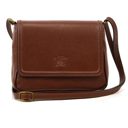 Listonoszka skórzana zgrabna przez ramię damska