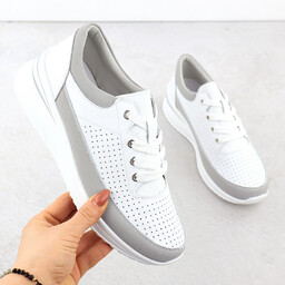 Skórzane sneakersy na koturnie ażurowe białe Vinceza 41487