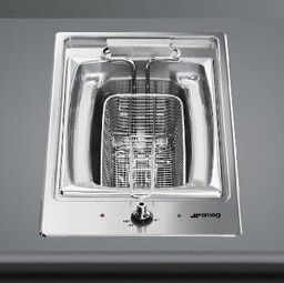 Frytownica Smeg PGF30F + patelnia Smeg CKFF2801RDM oraz