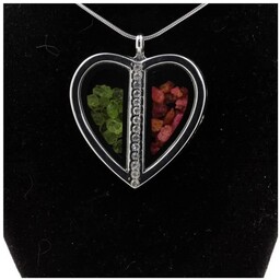 Kamienie i minerały. Spinel + Naszyjnik z surowego