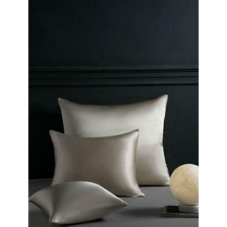 Spod Igły I Nitki Poszewka jedwabna 40x40 beżowa