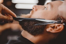 Grooming: strzyżenie brody w Hop-Chop BarberShop