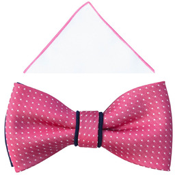 Różowa mucha w białe kropki A349