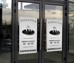 Naklejka na szybę, witrynę: Piekarnia z godzinami otwarcia