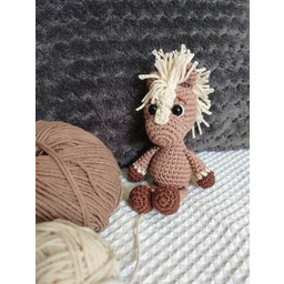 Pakamera Mini konik, koń