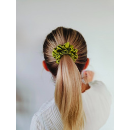 Pakamera Gumka jedwabna, scrunchie, frotka juicy apple MIDI