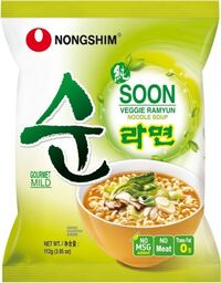 Zupa Soon Veggie Ramyun, lekko pikantna 112g -