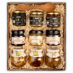 Kosz Prezentowy Z Naturalnymi Przetworami I Miodami