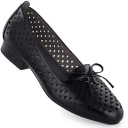 Półbuty damskie lordsy ażurowe czarne Jezzi 222-5