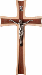 Drewniany krzyż wiszący dwukolorowy 22 cm
