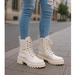 Beżowe botki trapery glany