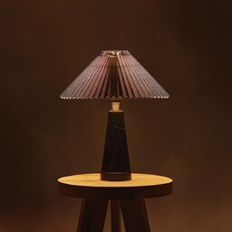 lampa stołowa z marmurową podstawą rebecka