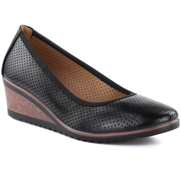 Czółenka damskie półbuty ażurowe na koturnie czarne Vinceza