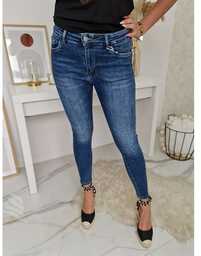 klasyczne spodnie rurki jeansowe lidia m.sara ciemny jeans