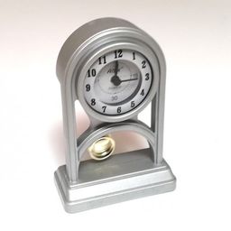 Mini zegar z wahadłem #AK43 srebrnym