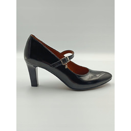 Czarne lakierowane czółenka skórzane styl Mary Jane stylowy