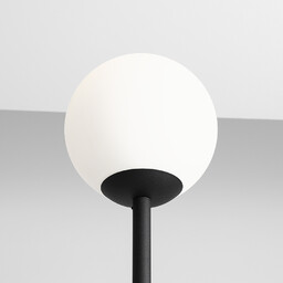 Minimalistyczna lampa Pinne 1080A1 Aldex stojąca kula podłogowa