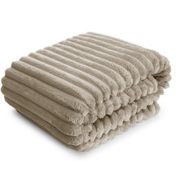 Koc-narzuta tłoczona w prążki KFC-04