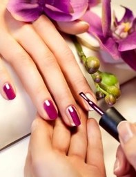 Manicure hybrydowy Płock
