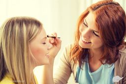 Kurs makijażu wieczorowego dla dwóch osób w Łodzi