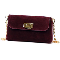 Zamszowa skórzana damska listonoszka z dopinanym paskiem łańcuszkiem