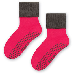 Steven Skarpety Antypoślizgowe dziecięce 038 z ABS 3-8