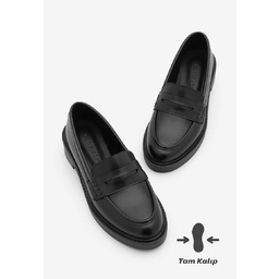 CZARNE MOKASYNY DAMSKIE LAKIEROWANE SKÓRA EKOLOGICZNA 37 5GA*