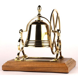 Dzwonek hotelowy do recepcji na biurko