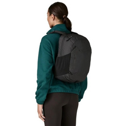 PATAGONIA Plecak atom day pack 24l-black