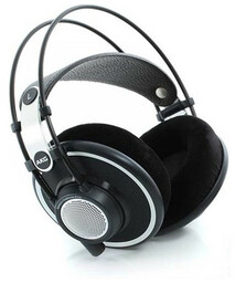 AKG K702