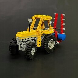 8849 LEGO Traktor z opryskiwaczem