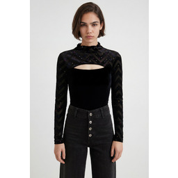 Dopasowane body z cekinami