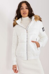 Biała kurtka zimowa z odpinanym kapturem