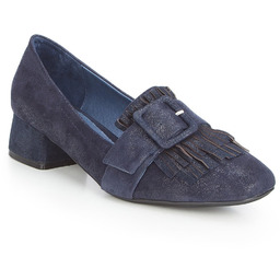 Czółenka zamszowe z frędzlami