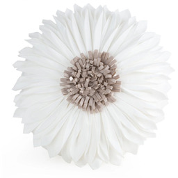 Poduszka welwetowa kremowo-beżowa z trójwymiarowym kwiatem PODY-01