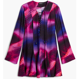 Sukienka z dekoltem i tasiemkami