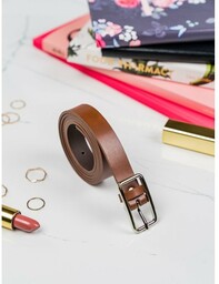 Wąski pasek damski z klasyczną, metalową sprzączką