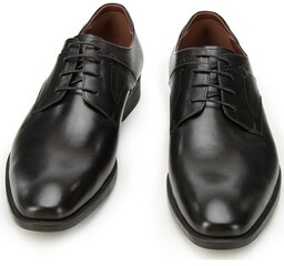 Męskie buty derby skórzane z tłoczonym zapiętkiem czarne