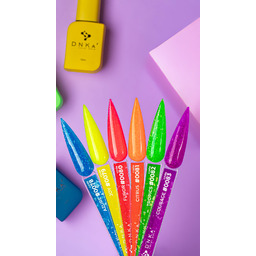 Baza hybrydowa DNKa Rubber Base French Cover 12ml