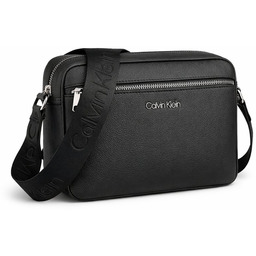CALVIN KLEIN CZARNA LISTONOSZKA ZE SKÓRY EKOLOGICZNEJ