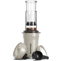 Zaparzacz do kawy AeroPress Go Plus - Kremowy