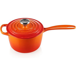 Le Creuset Signature Żeliwny rondel z uchwytem odpornym