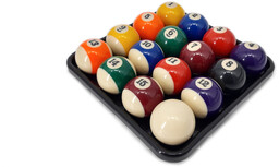 Tournament Champion Bile pool standard 57,2mm na plastikowej