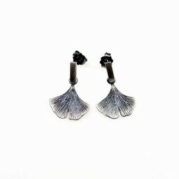 Kolczyki srebrne z mini miłorzębami szarymi