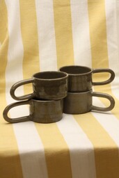 Pakamera Szara filiżanka ceramiczna. Ceramika ręcznie robiona