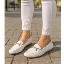 Wsuwane białe baleriny lordsy