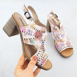 Sandały damskie na obcasie ażurowe w kwiaty Jezzi