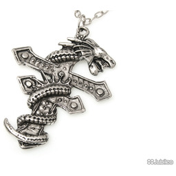 WISIOREK KRZYŻ ZE SMOKIEM gothic amulety talizmany wiszące